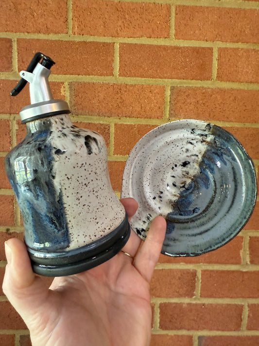 Fog & Drizzle Bottle & Spoon Rest Set