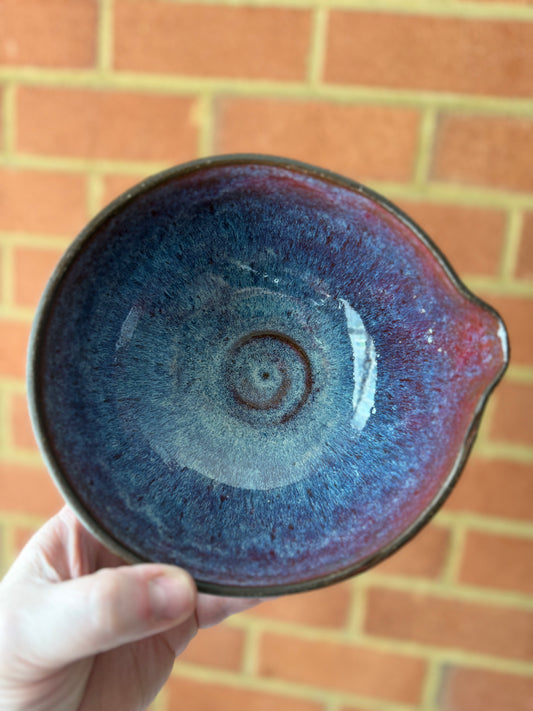 Amethyst Glow Bowl with Spout