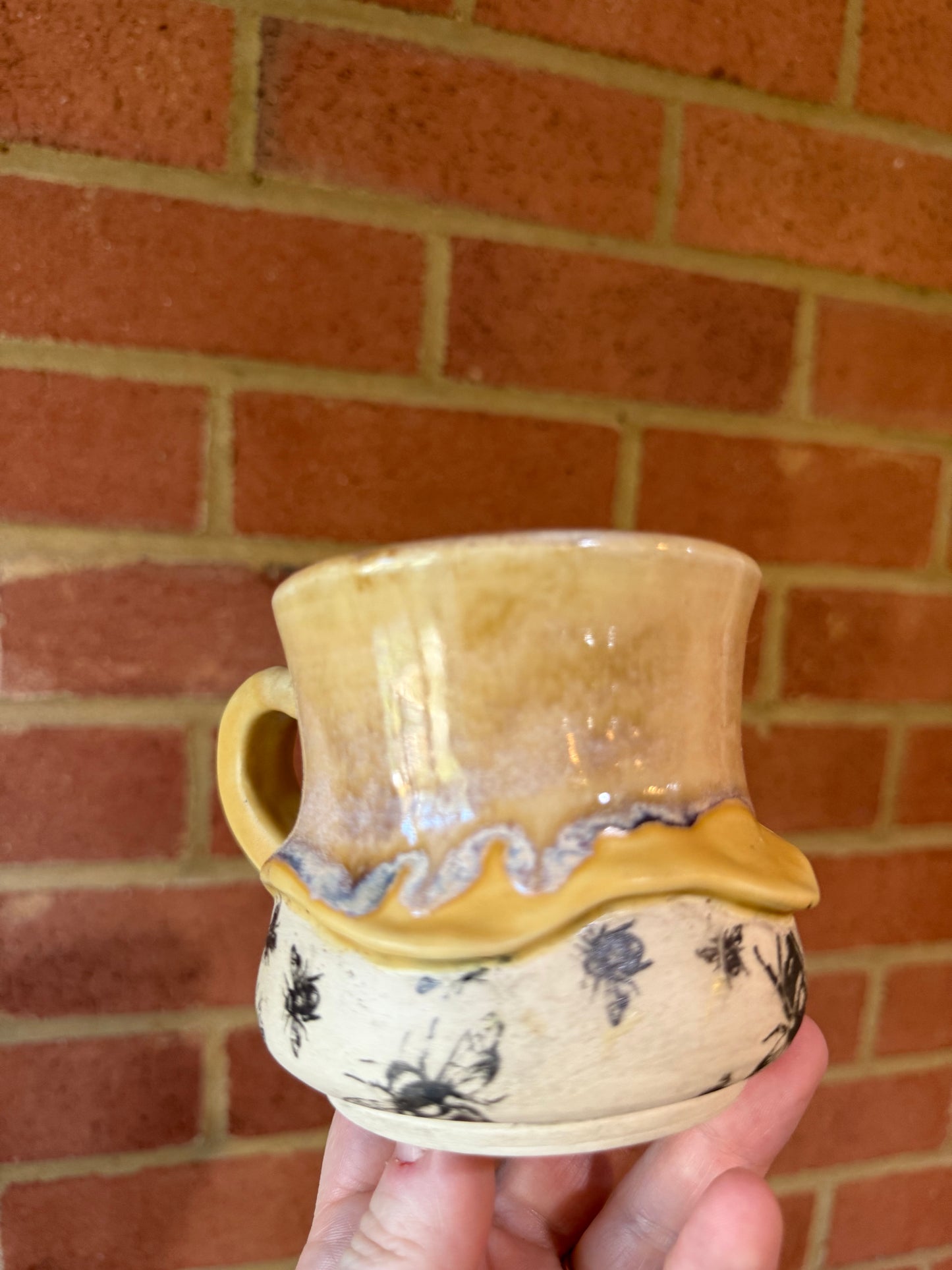 Honey Bee Pot Mug