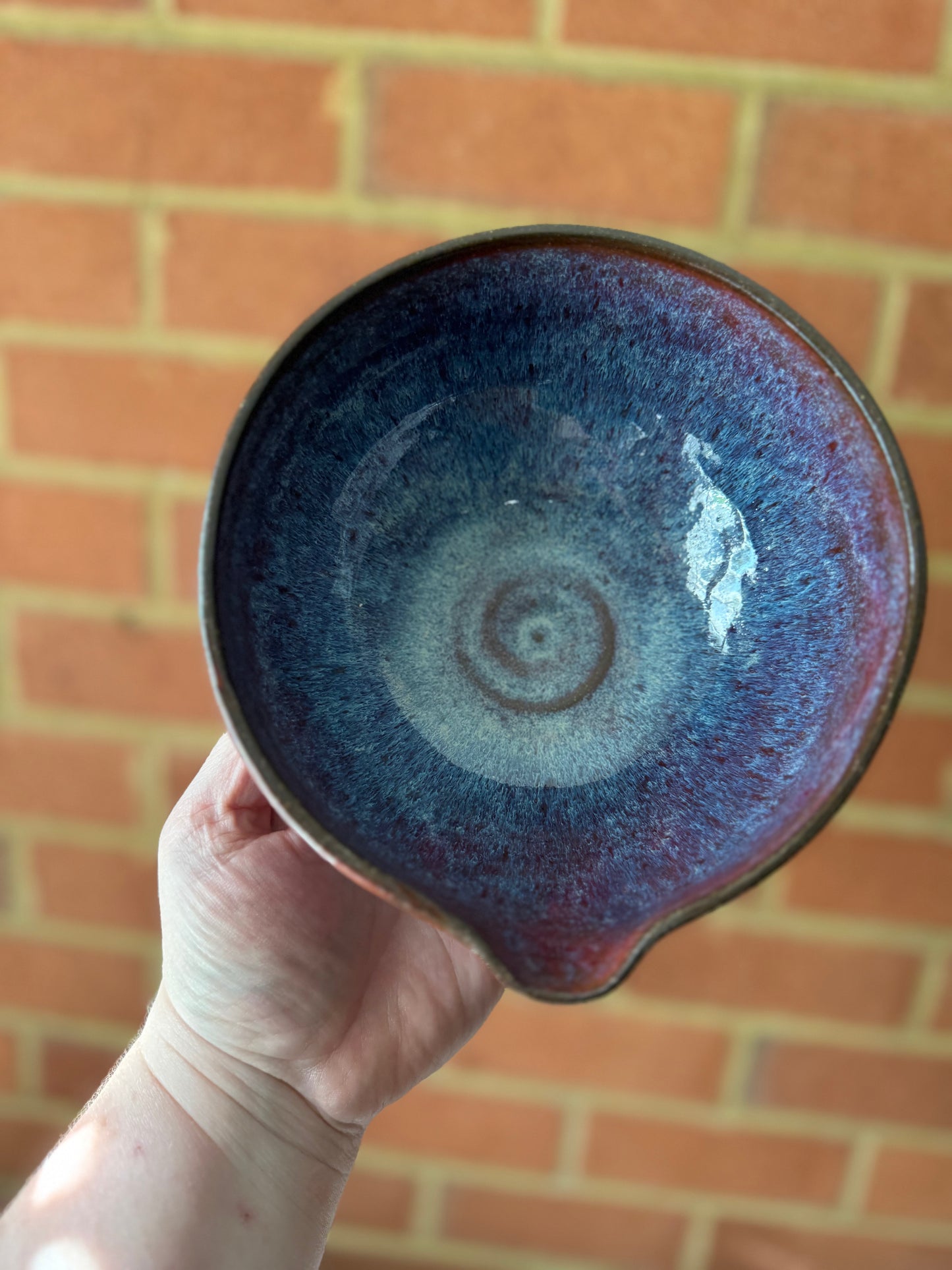 Amethyst Glow Bowl with Spout