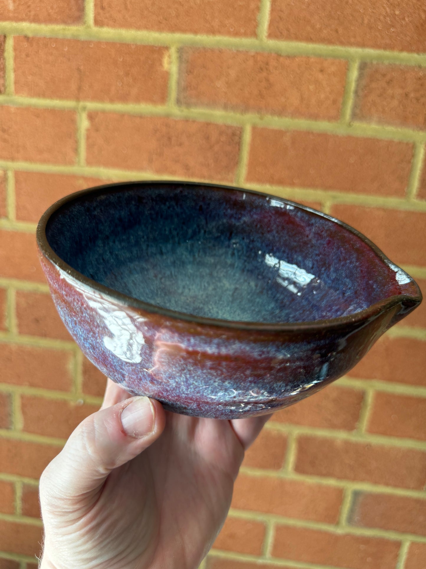 Amethyst Glow Bowl with Spout