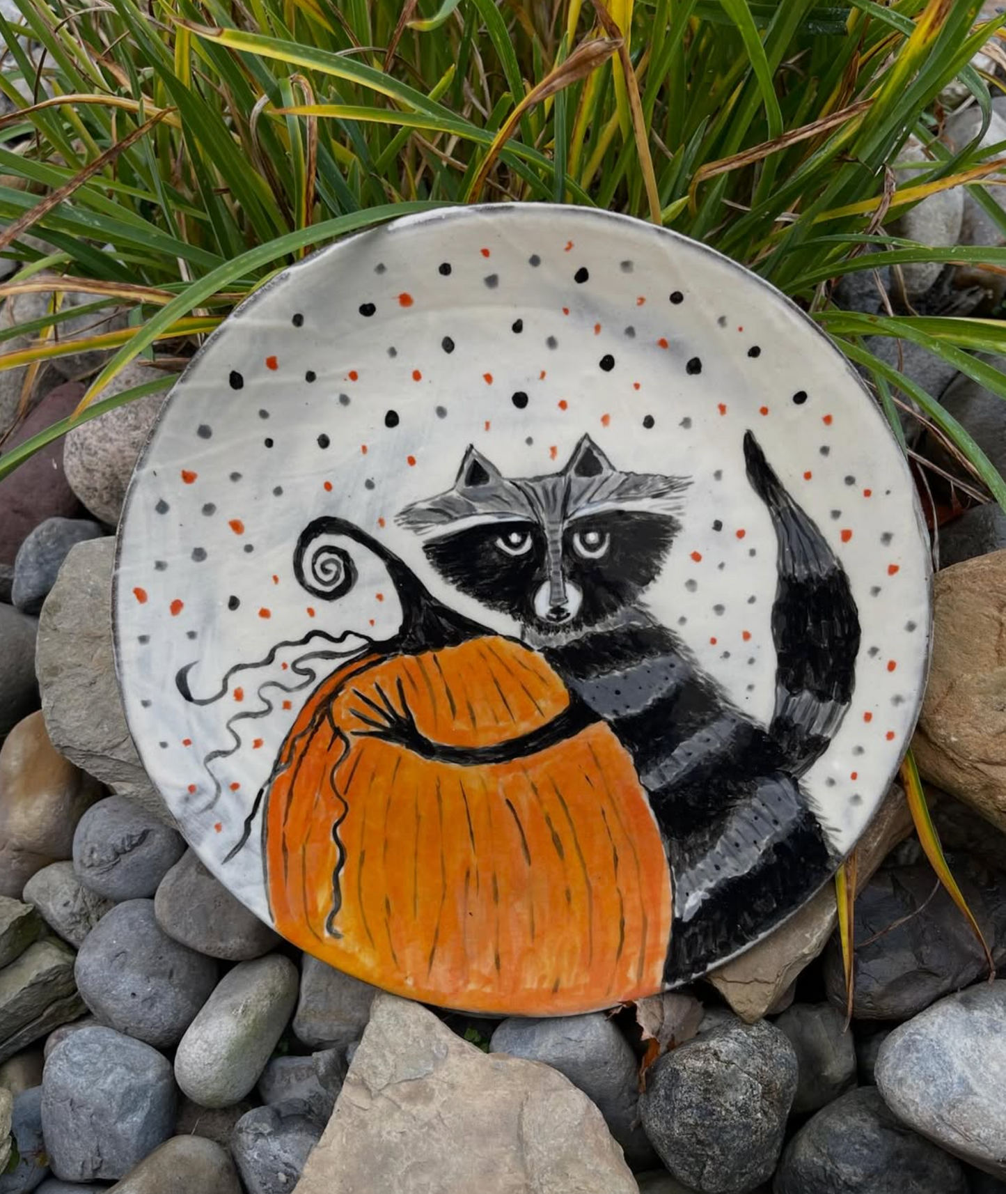 Workshop: Painted Plates with Nida
