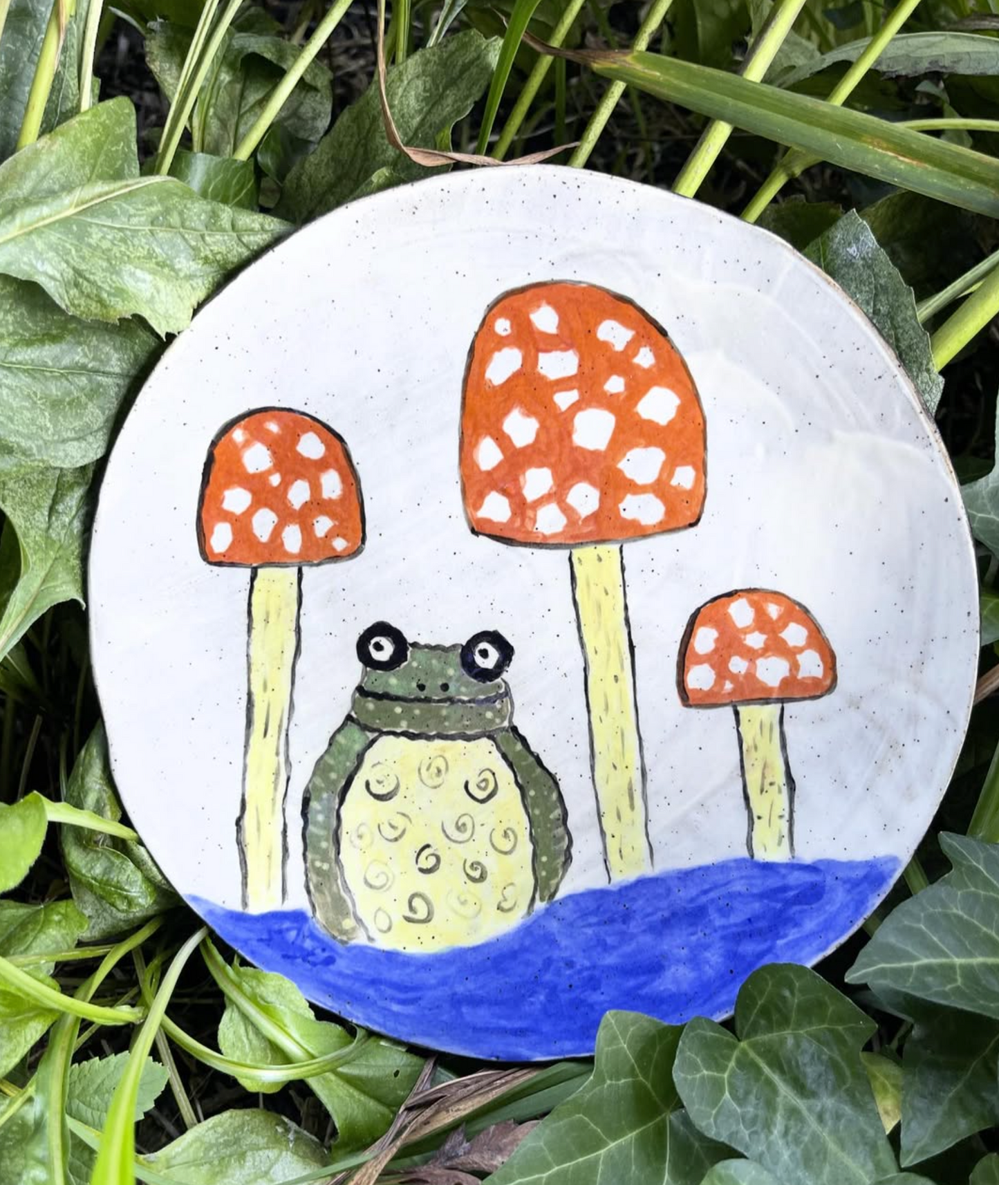 Workshop: Painted Plates with Nida