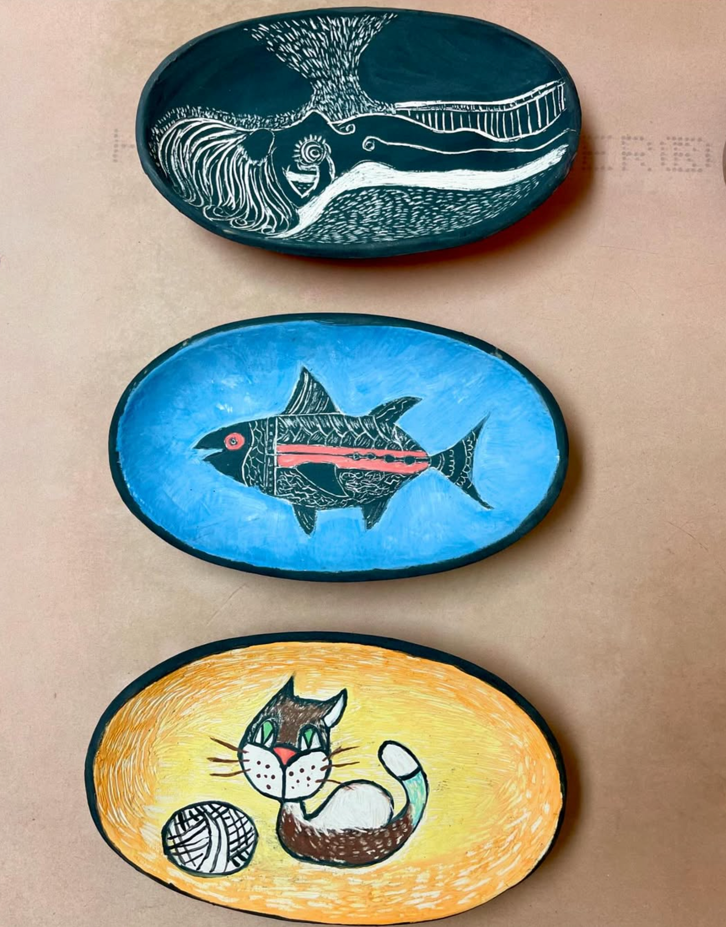 Workshop: Painted Plates with Nida